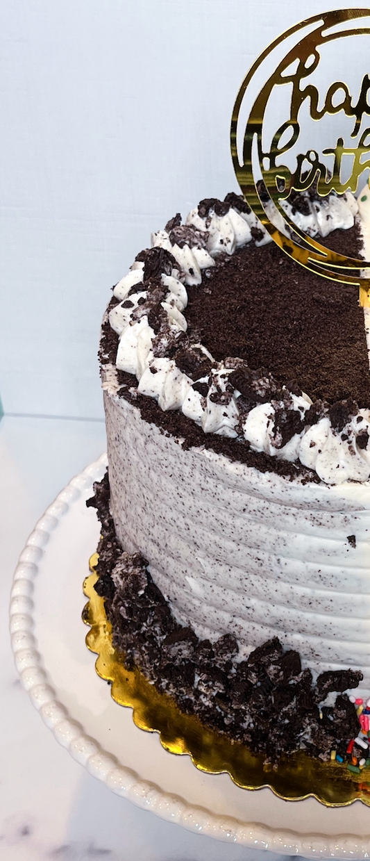 Chocolate Cookies & Cream Cake