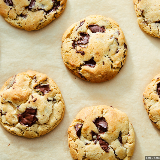 12 Chocolate Chip Cookies