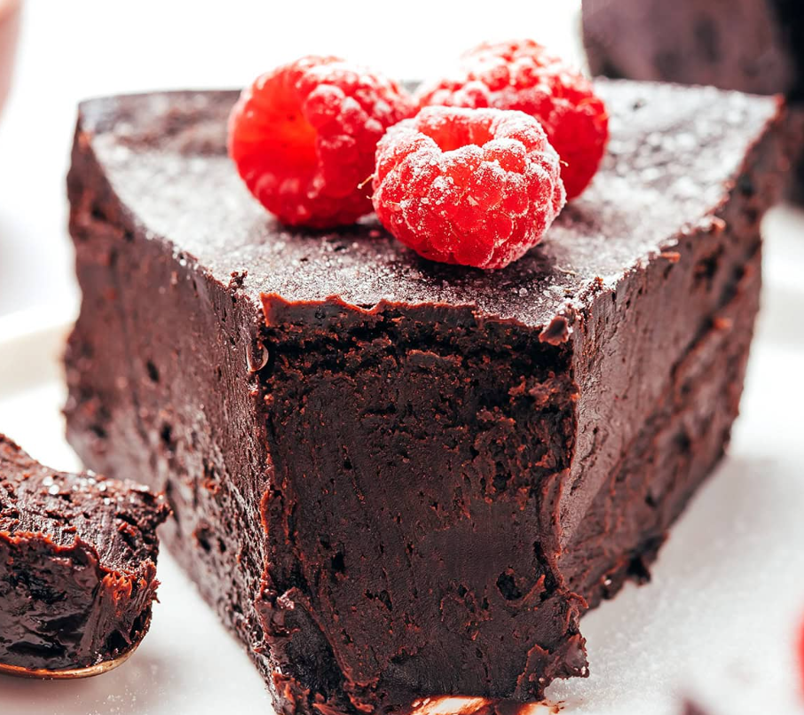 GLUTEN-FREE Dark Chocolate Truffle Torte (9 inch diameter)